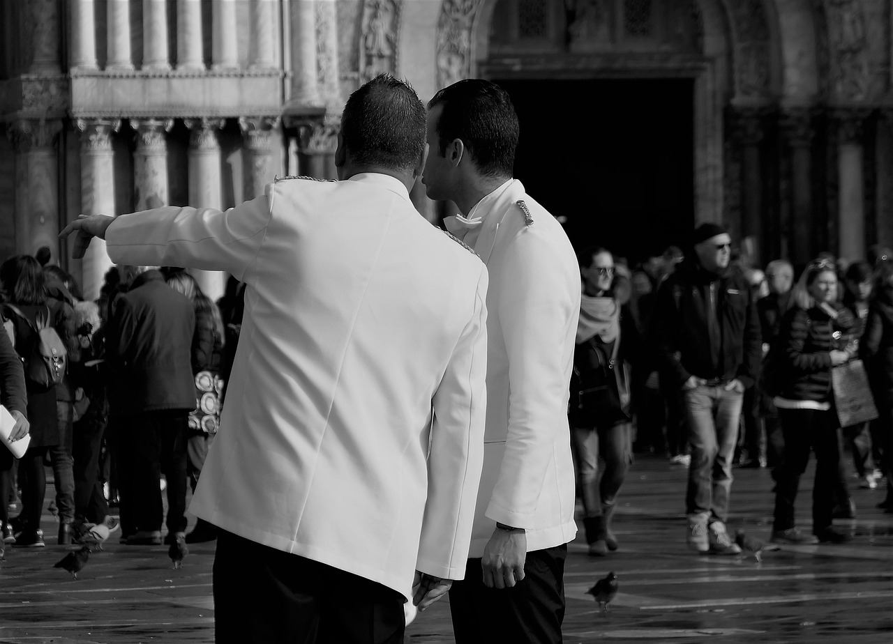 买卖微信号：流量卡的价格变动及其原因？